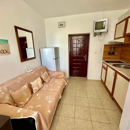 Apartamento Cozy One-bedroom In Lilia By Menada *