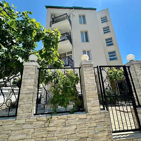 Cozy One-bedroom In Lilia By Menada Apartamento Sunny Beach